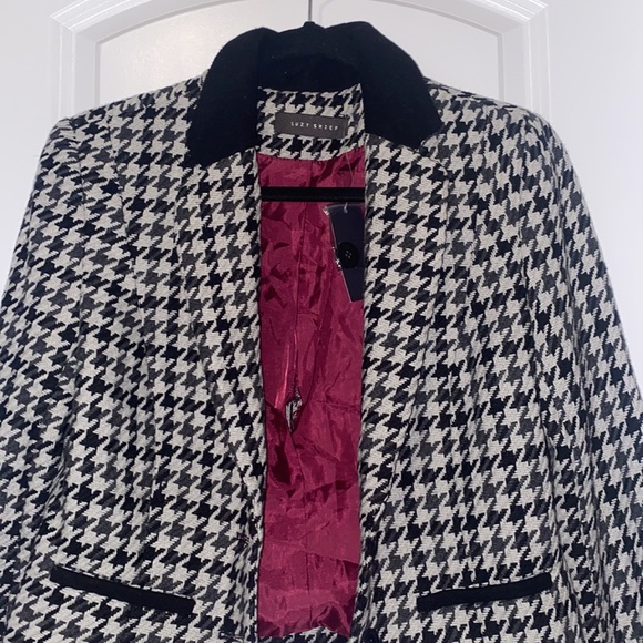 Suzy Shier houndstooth blazer - Picture 2 of 3